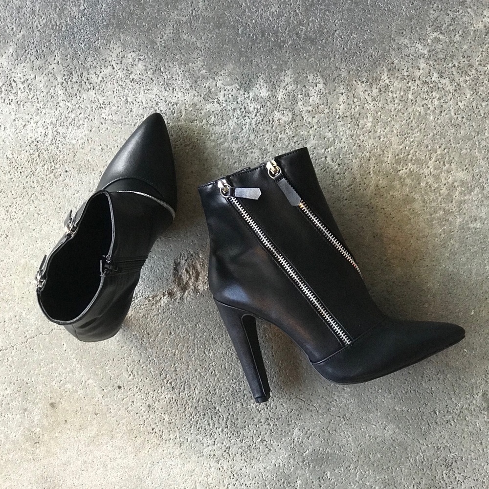 1 Left! Qupid Wink-09 Black Zipper Heeled Bootie 6 - Picture 8 of 8